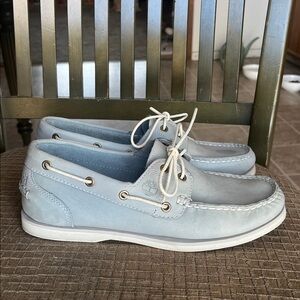Timberland light blue leather boat shoes. Size 7.5.